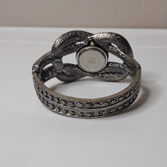 Analog Figaro Watch With Blue Plastic Stones - Picture 7 of 11